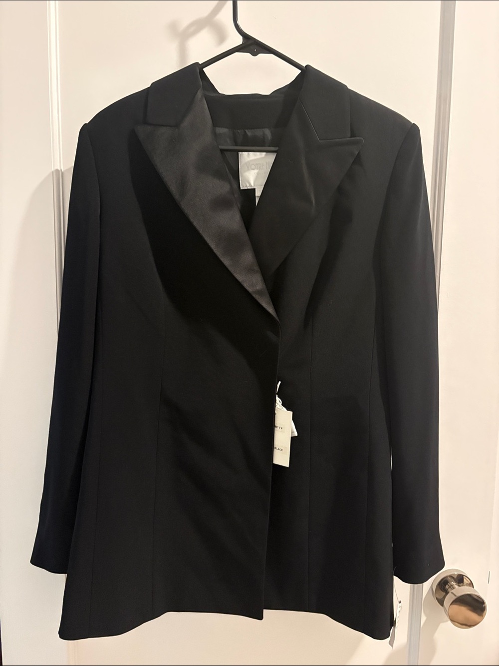Votre Nom Black Satin-Trim Single-Button Blazer